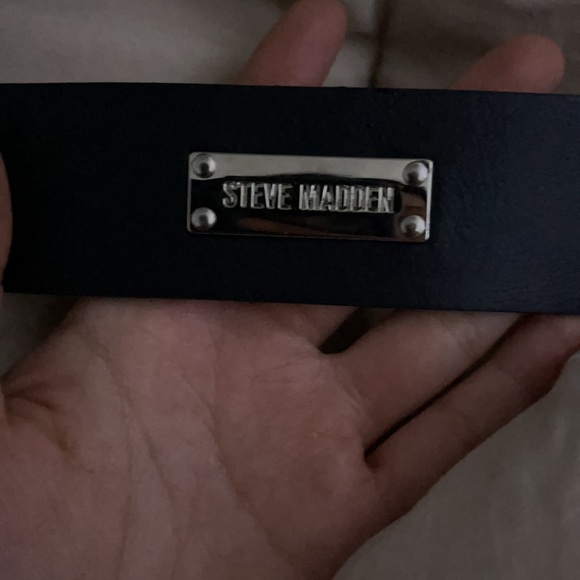 Steve Madden belt - Picture 2 of 4